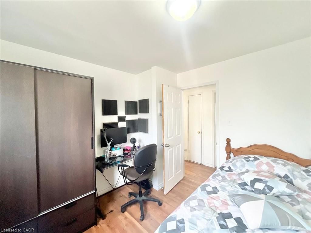 Single Family Residence for sale at 338 Fleming Drive, London, ON, N5V 4Y6 - East D - MLS: 40809393