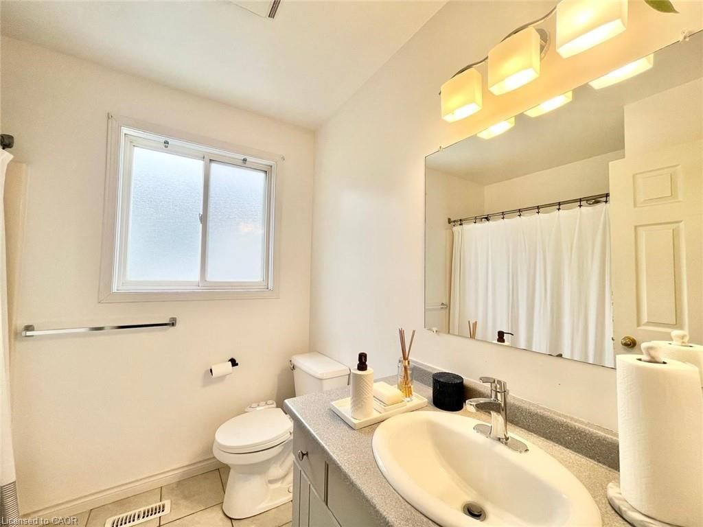 Single Family Residence for sale at 338 Fleming Drive, London, ON, N5V 4Y6 - East D - MLS: 40809393