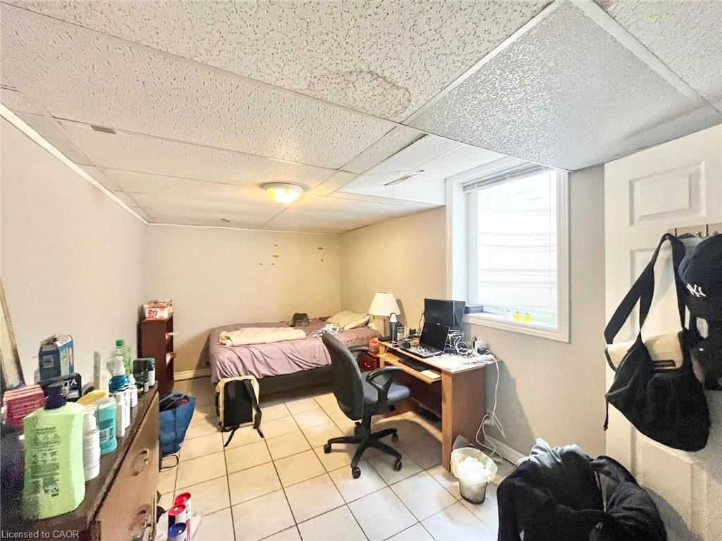 Single Family Residence for sale at 338 Fleming Drive, London, ON, N5V 4Y6 - East D - MLS: 40809393