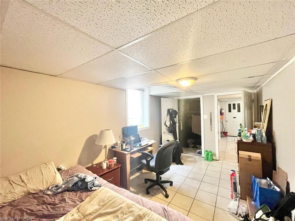 Single Family Residence for sale at 338 Fleming Drive, London, ON, N5V 4Y6 - East D - MLS: 40809393