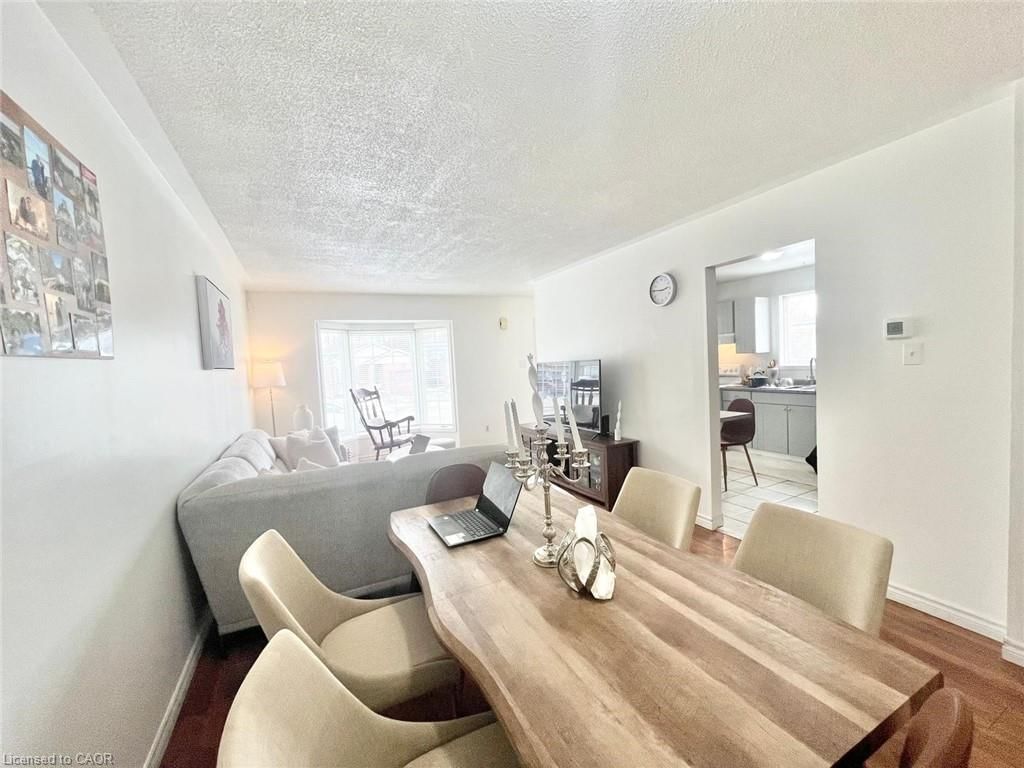 Single Family Residence for sale at 338 Fleming Drive, London, ON, N5V 4Y6 - East D - MLS: 40809393