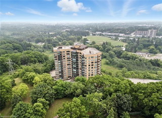 808 - 237 King Street W