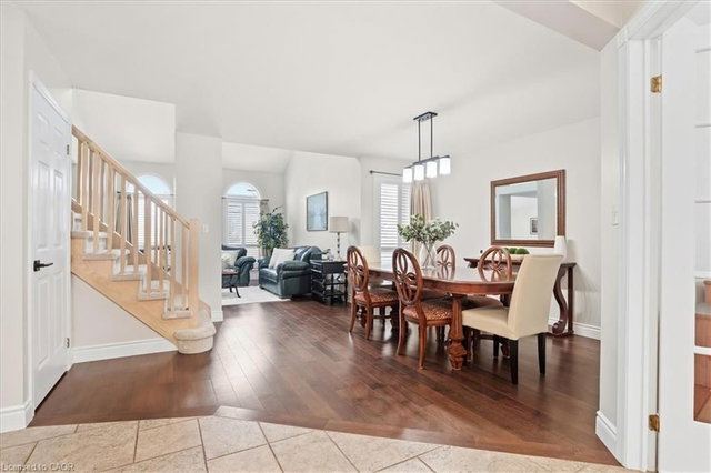 52 Longhurst Crescent