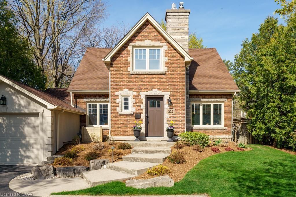 Single Family Residence sold at 321 Guelph Line, Burlington, ON, L7R 3L2 - Roseland - MLS: 40809528