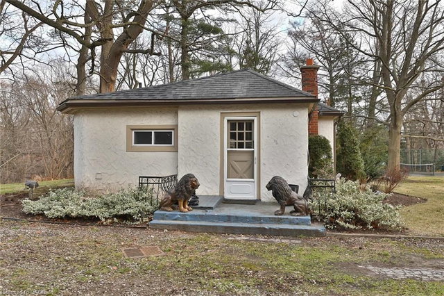 Cottage - 243 Shoreacres Road