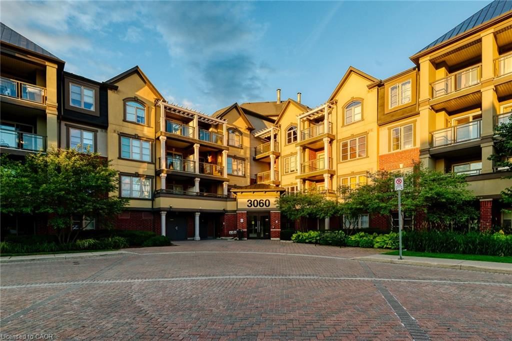 Condo/Apt Unit for sale at 404-3060 Rotary Way, Burlington, ON, L7M 0G9 - Alton West - MLS: 40809709
