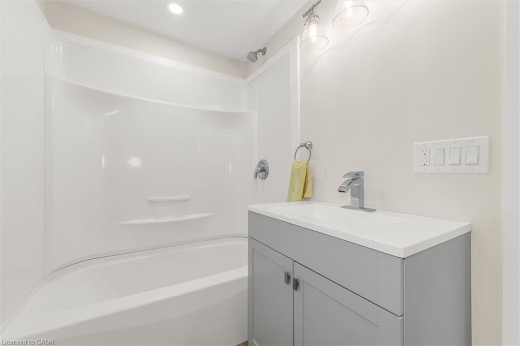 Single Family Residence for sale at 11 Albina Street, Welland, ON, L3C 1P2 - Welland Downtown - MLS: 40809762