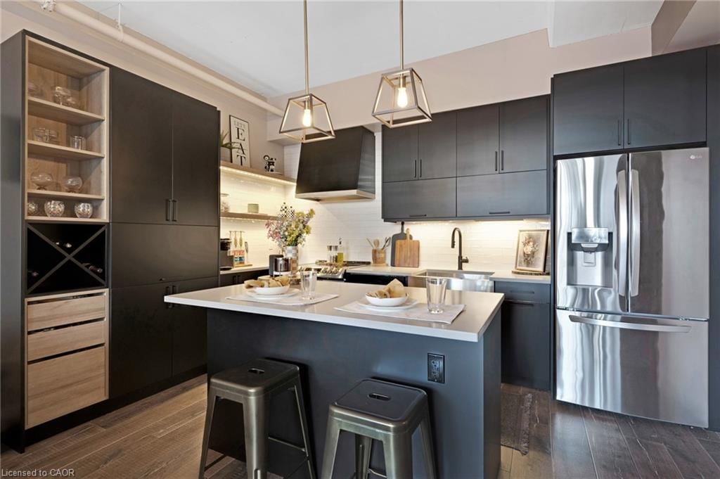 Condo/Apt Unit sold at 201-191 King Street, Waterloo, ON, N2J 1R1 - Uptown Waterloo/Westmount - MLS: 40809932