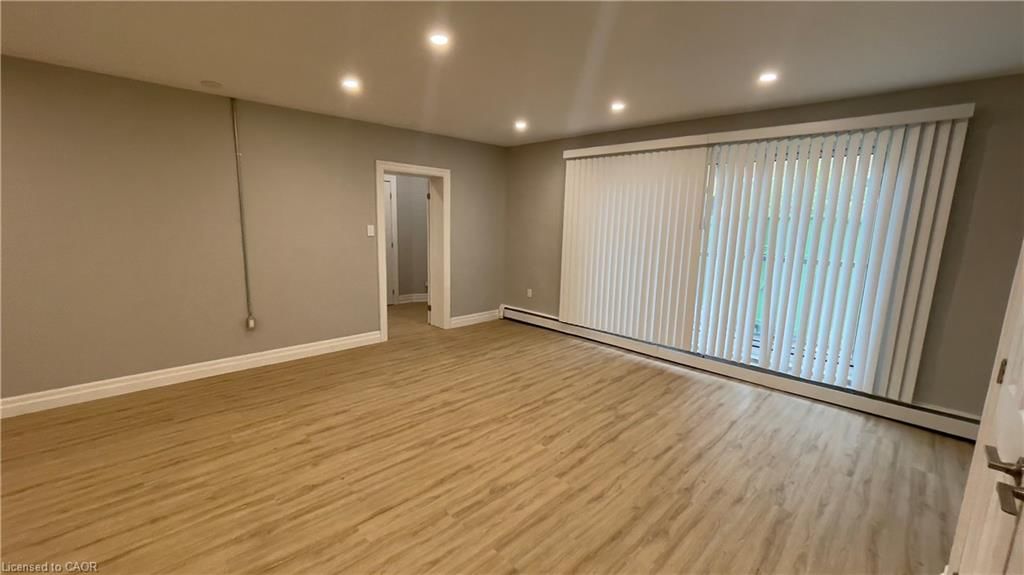 Condo/Apt Unit for lease at 101-326 Hunter Street, Hamilton, ON, L8N 1N6 - Beasley North - MLS: 40810102