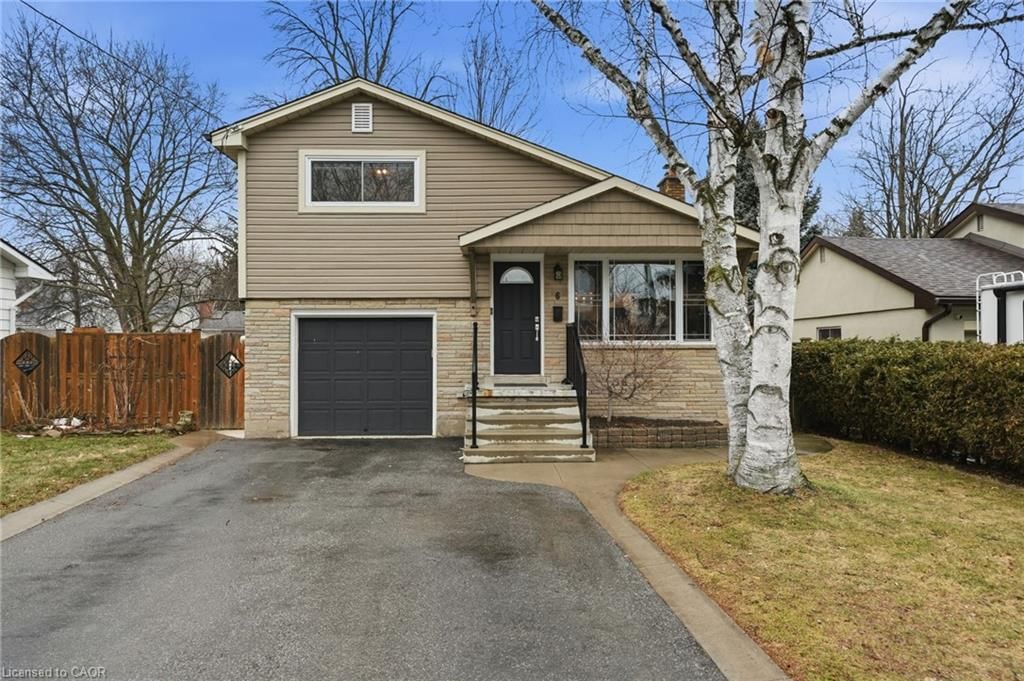 Single Family Residence sold at 6 Brierwood Avenue, Grimsby, ON, L3M 1J6 - Grimsby West (541) - MLS: 40810195