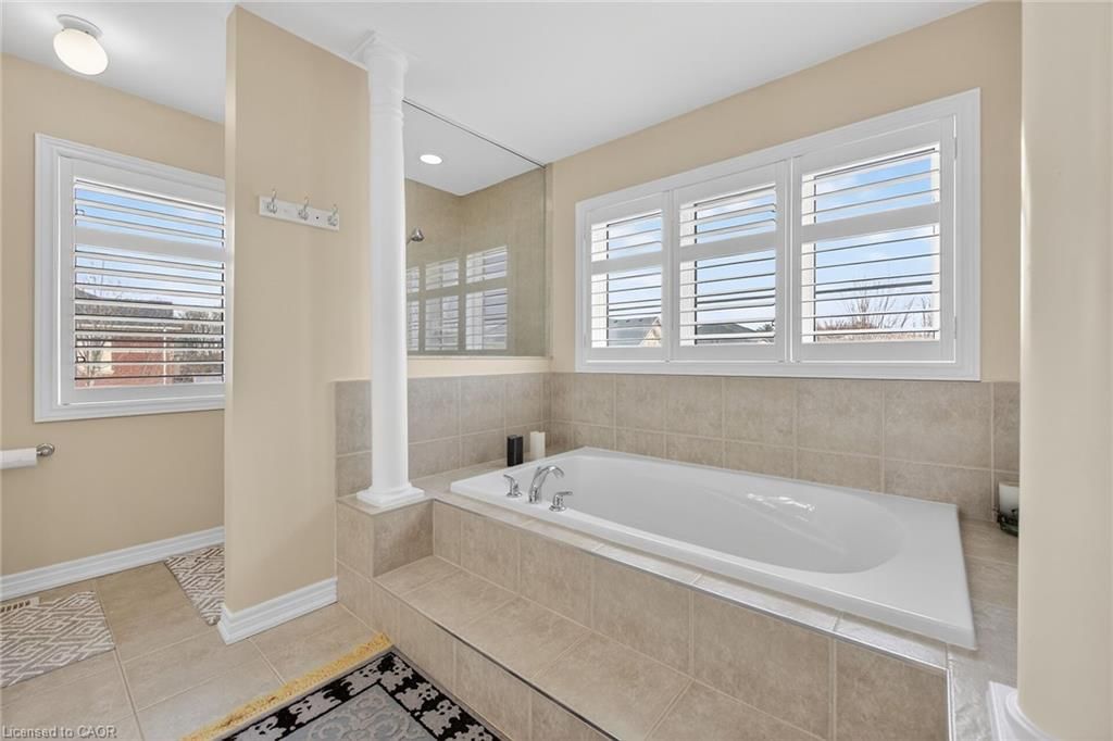 Single Family Residence for sale at 3 Grandell Drive, Ancaster, ON, L9K 0H2 - Meadowlands - MLS: 40810884