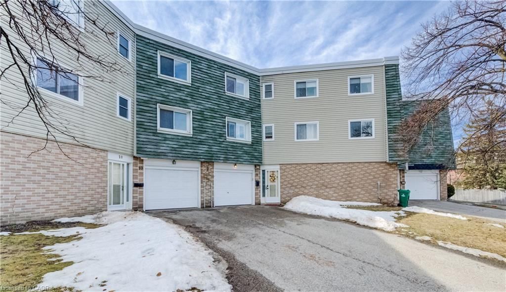 Row/Townhouse for sale at 11-60 Elmsdale Drive, Kitchener, ON, N2E 2G4 - Laurentian Hills/Country Hills W - MLS: 40810960