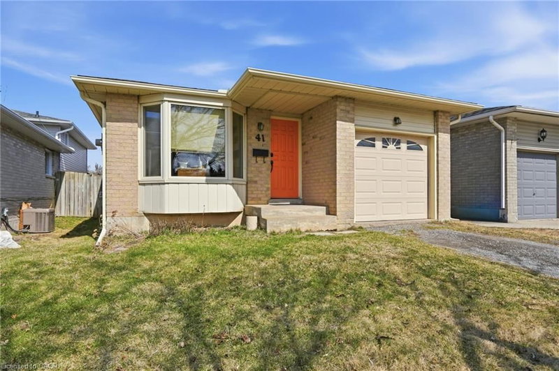 41 Kennard Street, Stoney Creek, Ontario