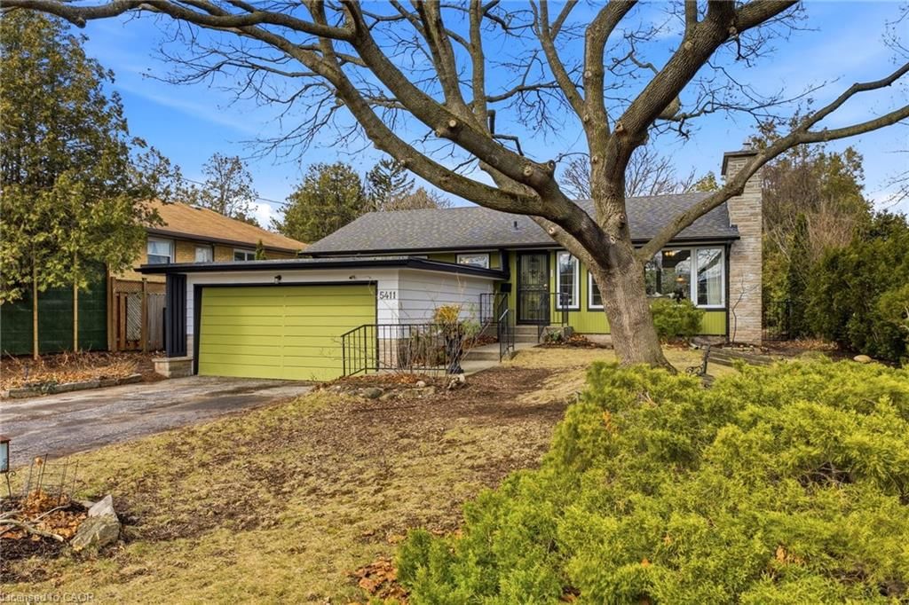 Single Family Residence sold at 5411 Stratton Road, Burlington, ON, L7L 2Z1 - Elizabeth Gardens - MLS: 40811149