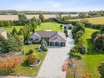 23 Steepleview Court