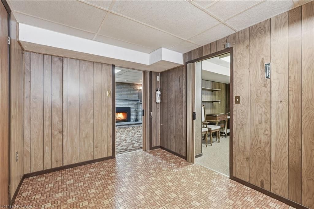 Single Family Residence for sale at 256 Whitney Avenue, Hamilton, ON, L8S 2G8 - Ainslie Wood - MLS: 40811258