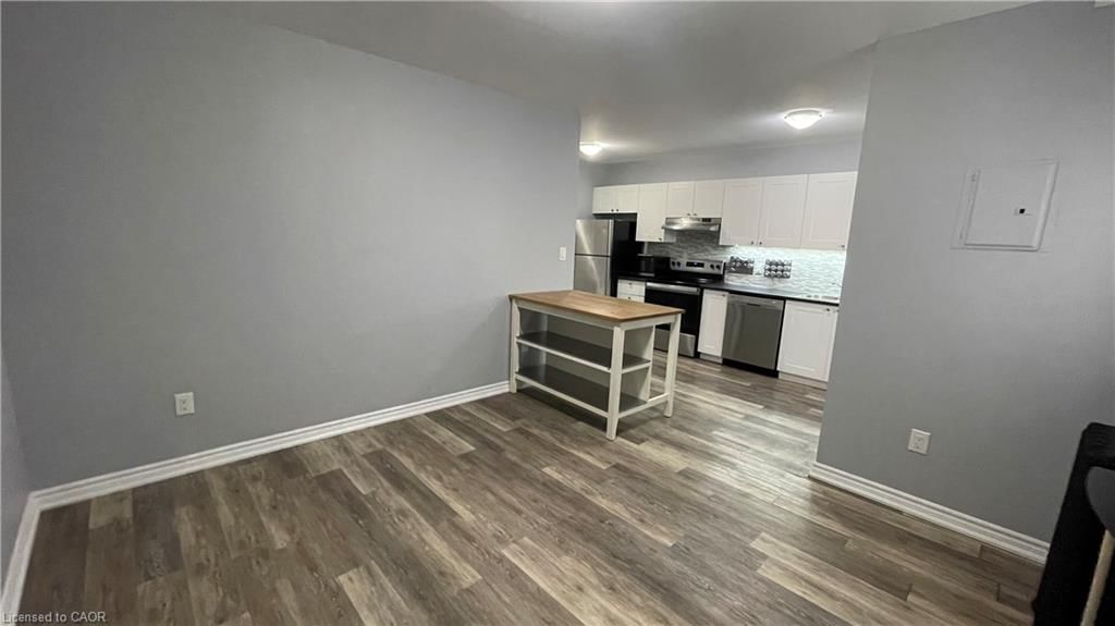 Condo/Apt Unit for lease at 15-468 Main Street, Hamilton, ON, L8N 1K6 - Stinson - MLS: 40811272