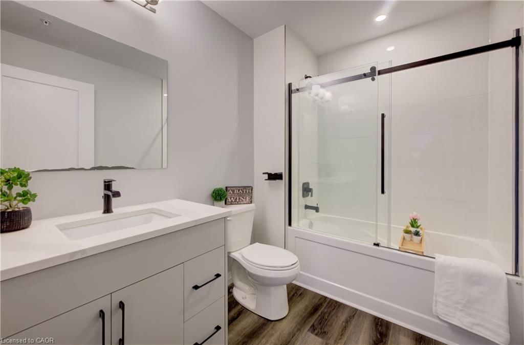 Condo/Apt Unit for sale at 201-60 Charles Street, Kitchener, ON, N2G 0C9 - Downtown Kitchener/West Ward - MLS: 40811279