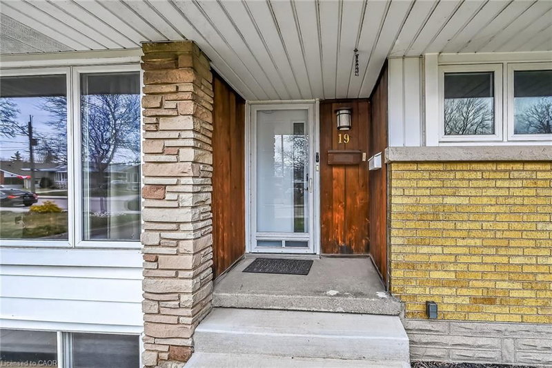 19 Burfield Avenue
