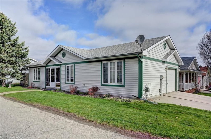 176 Wesley Crescent, Waterloo, Ontario