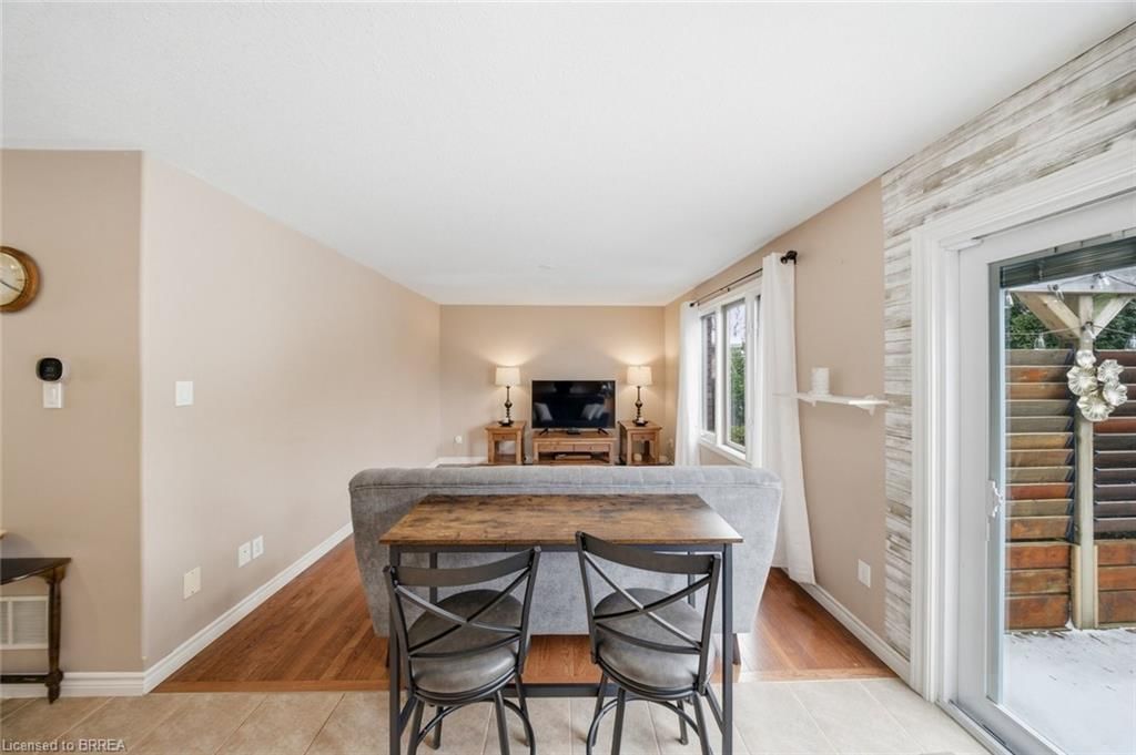 Single Family Residence for sale at 40 Mission Road, Brantford, ON, N3S 0A3 - Mission Estates - MLS: 40811695