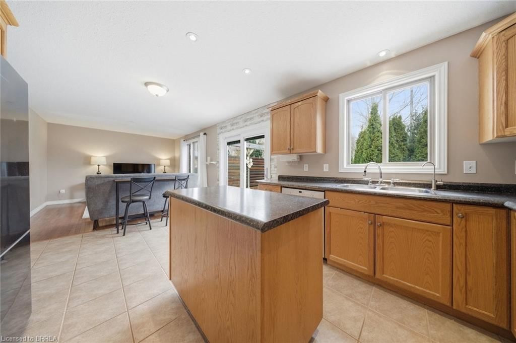 Single Family Residence for sale at 40 Mission Road, Brantford, ON, N3S 0A3 - Mission Estates - MLS: 40811695