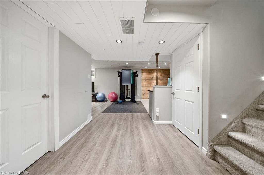 Single Family Residence for sale at 40 Mission Road, Brantford, ON, N3S 0A3 - Mission Estates - MLS: 40811695