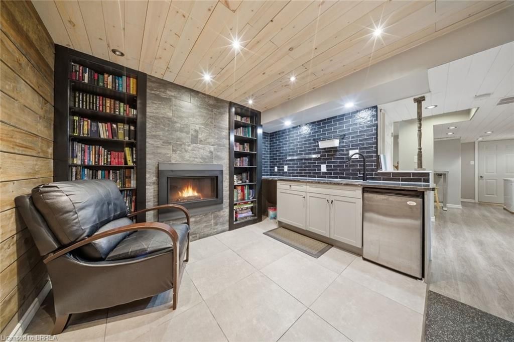 Single Family Residence for sale at 40 Mission Road, Brantford, ON, N3S 0A3 - Mission Estates - MLS: 40811695