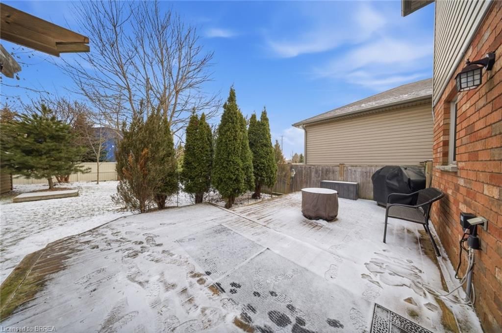 Single Family Residence for sale at 40 Mission Road, Brantford, ON, N3S 0A3 - Mission Estates - MLS: 40811695