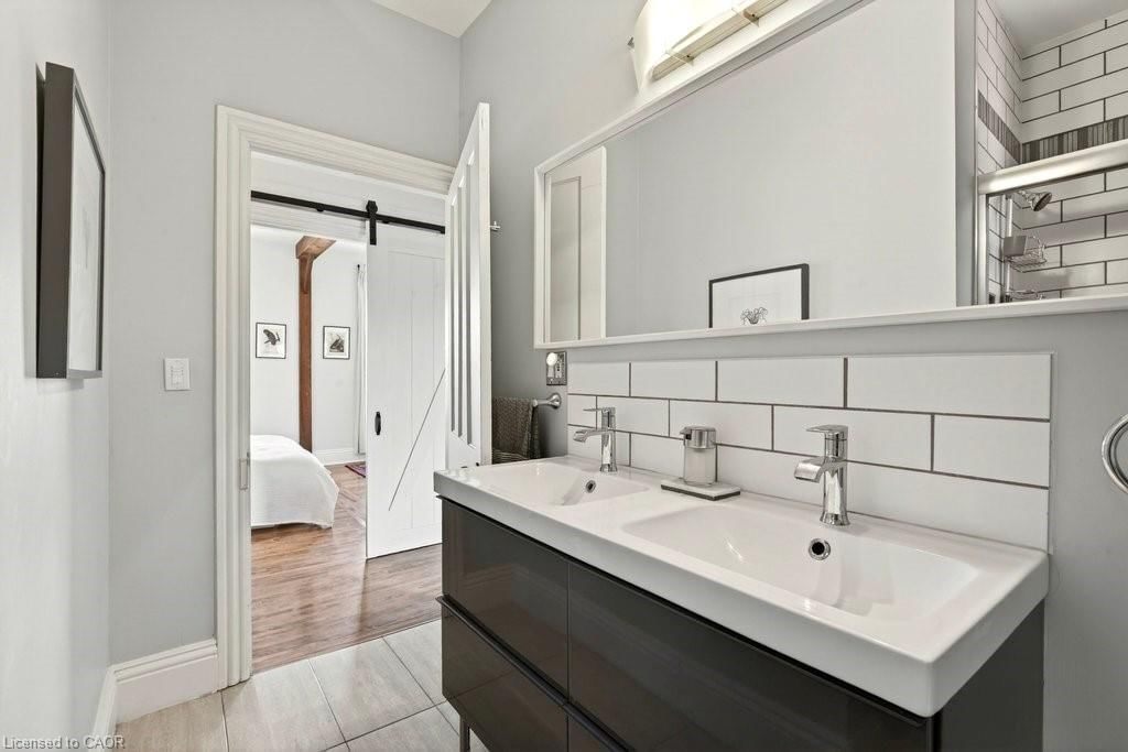 Single Family Residence for sale at 87 East Avenue, Hamilton, ON, L8L 5H6 - Landsdale - MLS: 40811845