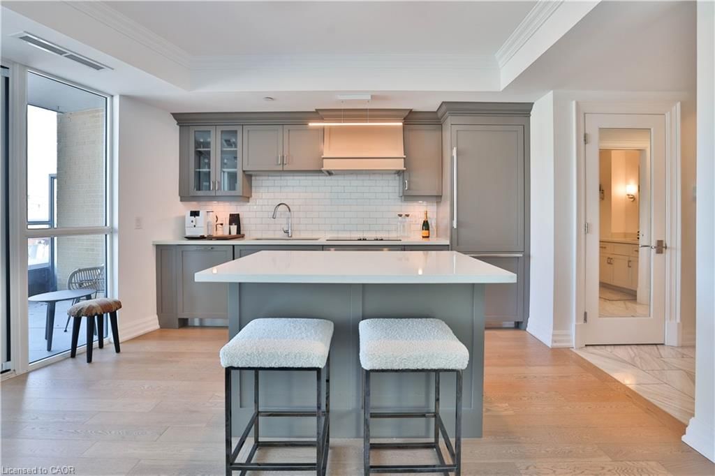 Condo/Apt Unit for sale at 304-2060 Lakeshore Road, Burlington, ON, L7R 0G2 - Central - MLS: 40812412