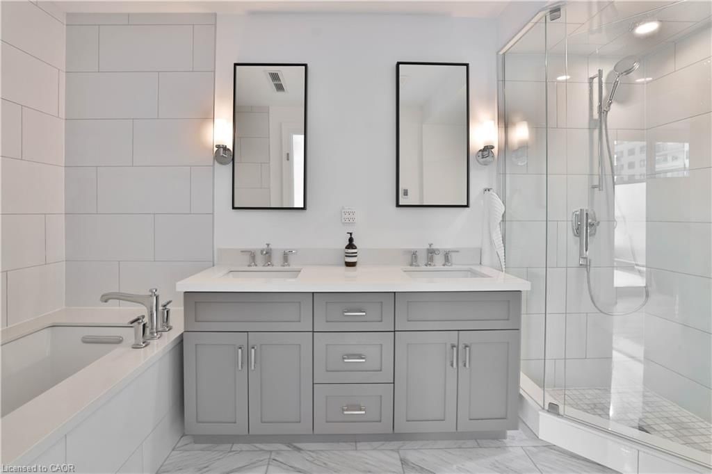 Condo/Apt Unit for sale at 304-2060 Lakeshore Road, Burlington, ON, L7R 0G2 - Central - MLS: 40812412