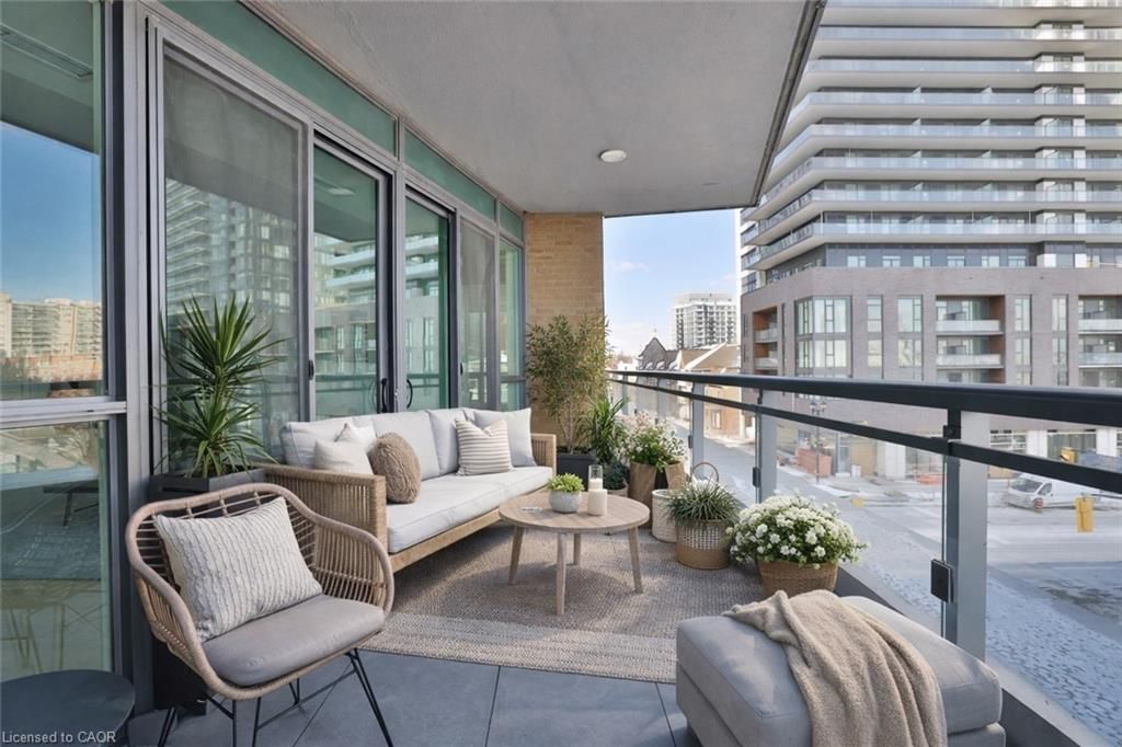 Condo/Apt Unit for sale at 304-2060 Lakeshore Road, Burlington, ON, L7R 0G2 - Central - MLS: 40812412