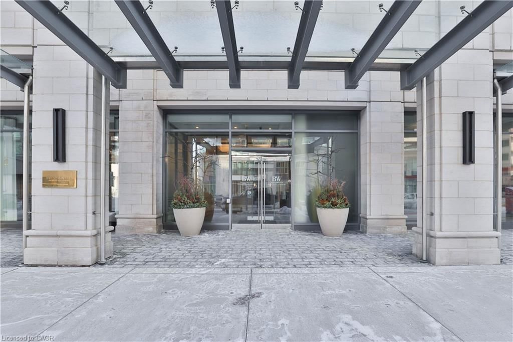 Condo/Apt Unit for sale at 304-2060 Lakeshore Road, Burlington, ON, L7R 0G2 - Central - MLS: 40812412