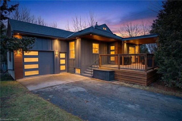 486 East 38th Street