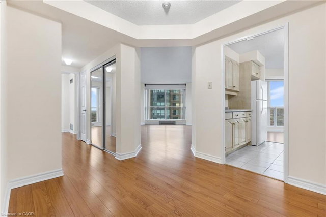 1604 - 2155 Burnhamthorpe Road W