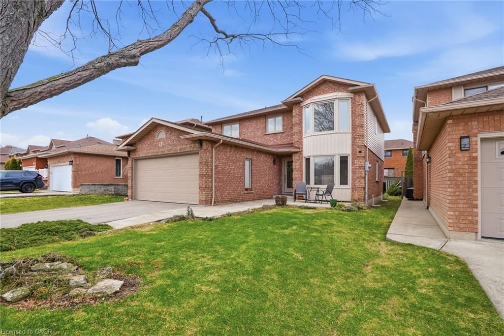 Single Family Residence for sale at 31 Republic Avenue, Hamilton, ON, L9B 2G6 - Crerar/Barnstown - MLS: 40812669