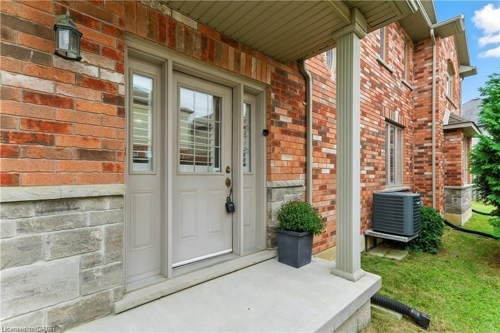 Row/Townhouse for sale at 100 Fall Fair Way, Binbrook, ON, L0R 1C0 - Binbrook Municipal - MLS: 40812694