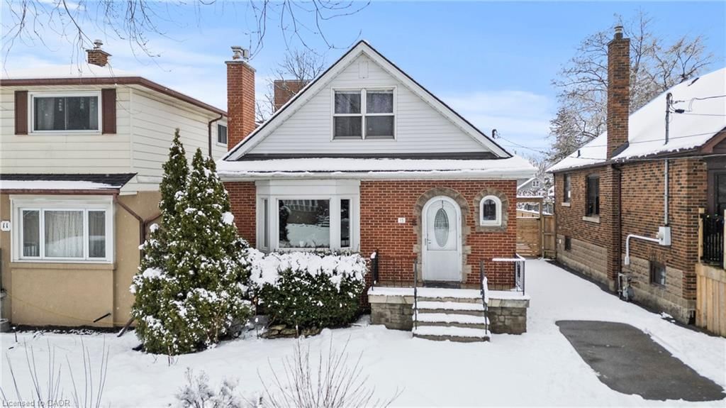 Single Family Residence for sale at 15 Millen Avenue, Hamilton, ON, L9A 2T5 - Centremount - MLS: 40812712