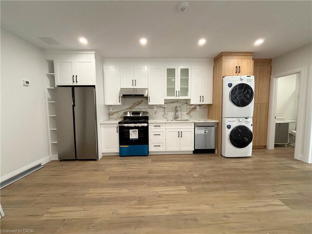 5 - 6 Caithness Street E