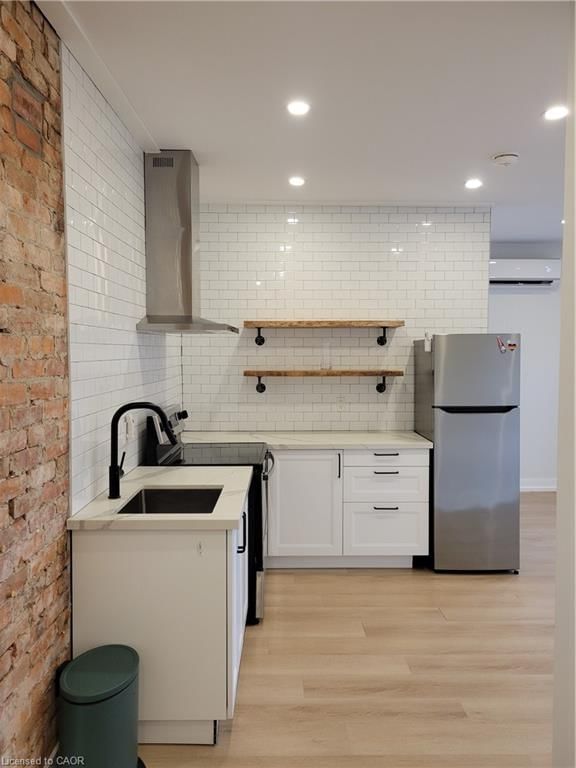 Condo/Apt Unit for lease at 2-262 Robert Street, Hamilton, ON, L8L 2R4 - Landsdale - MLS: 40812908