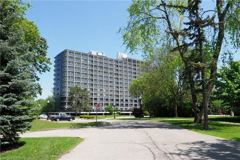 58 Bridgeport Road E #806, Waterloo, Ontario