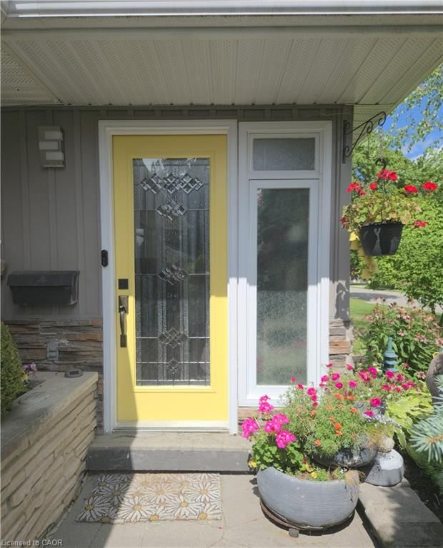 27 Hepburn Avenue photo 3