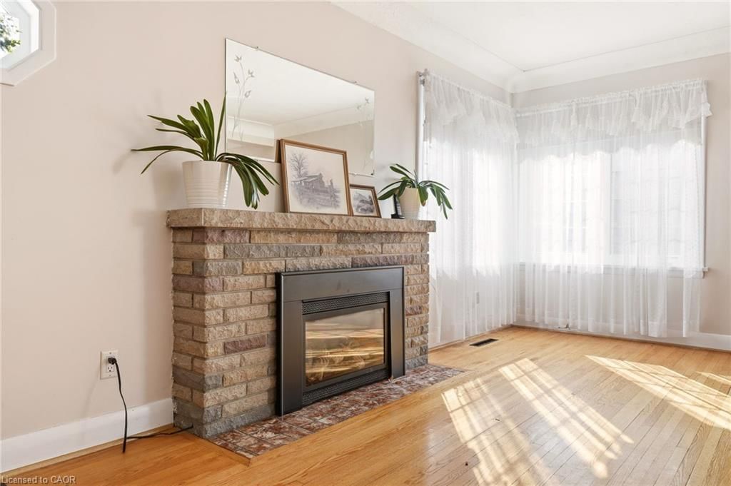 Single Family Residence for sale at 192 Ewen Road, Hamilton, ON, L8S 3C9 - Ainslie Wood - MLS: 40813795