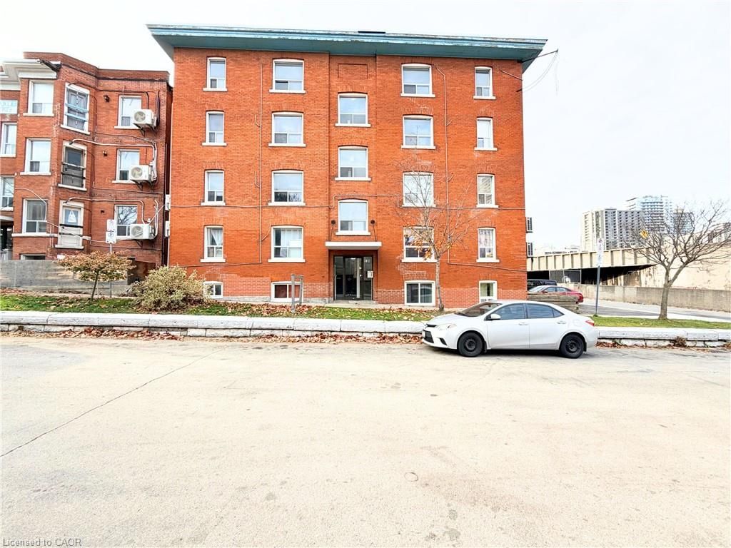 Condo/Apt Unit for lease at 6-120 Charles Street, Hamilton, ON, L8P 3E6 - Durand North - MLS: 40813822