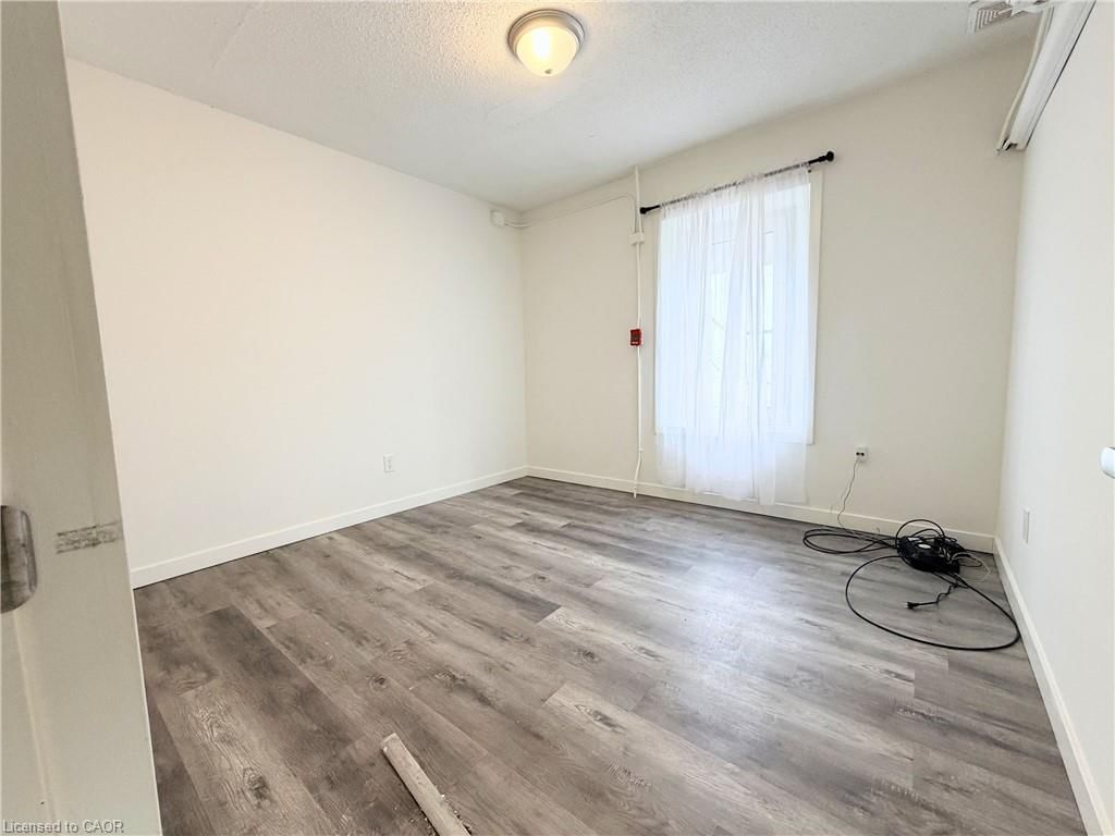 Condo/Apt Unit for lease at 6-120 Charles Street, Hamilton, ON, L8P 3E6 - Durand North - MLS: 40813822