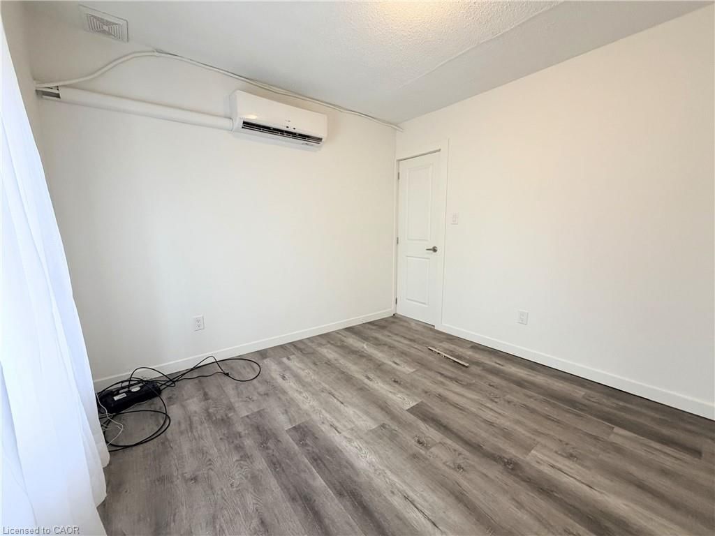 Condo/Apt Unit for lease at 6-120 Charles Street, Hamilton, ON, L8P 3E6 - Durand North - MLS: 40813822