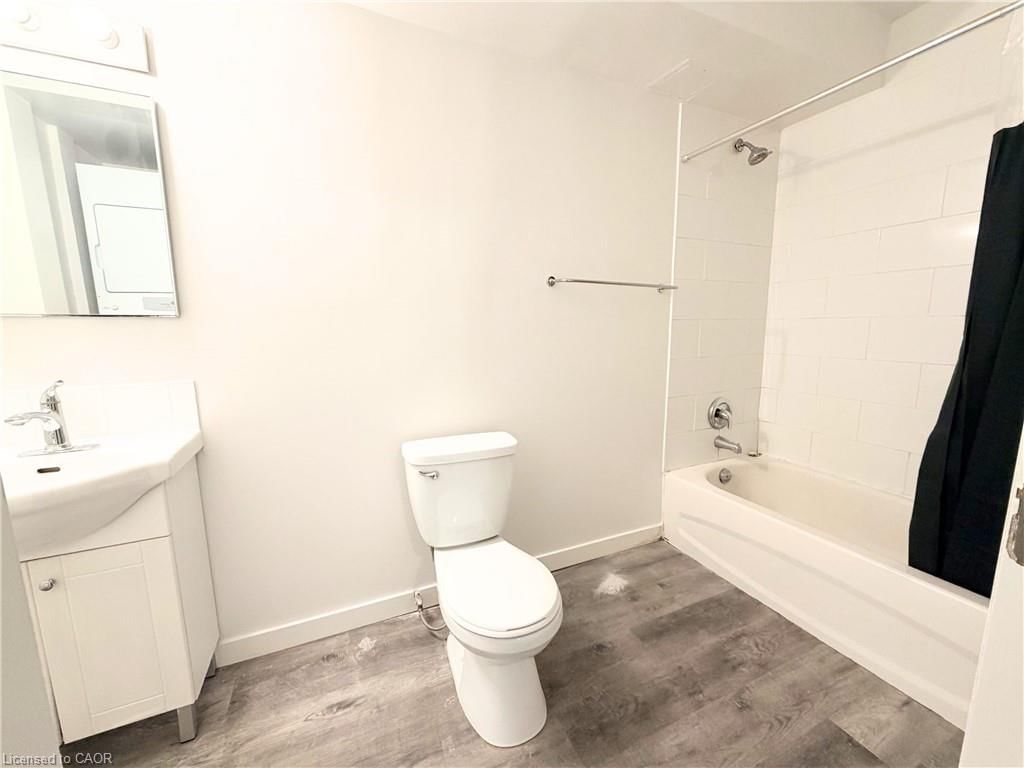 Condo/Apt Unit for lease at 6-120 Charles Street, Hamilton, ON, L8P 3E6 - Durand North - MLS: 40813822