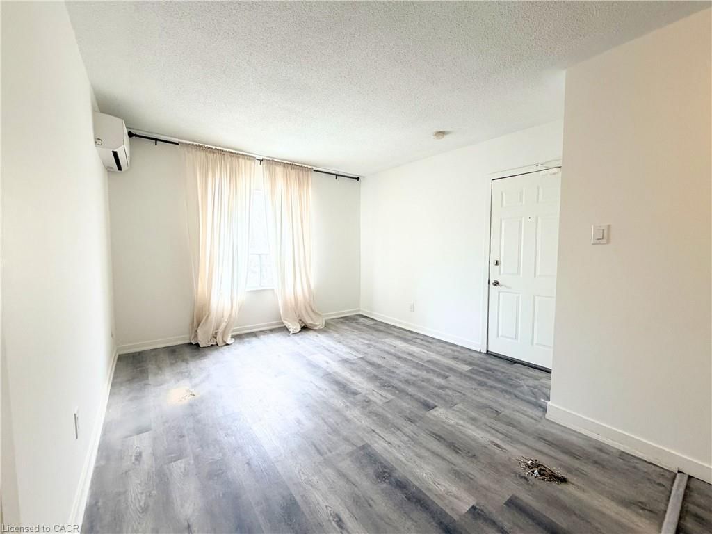 Condo/Apt Unit for lease at 6-120 Charles Street, Hamilton, ON, L8P 3E6 - Durand North - MLS: 40813822