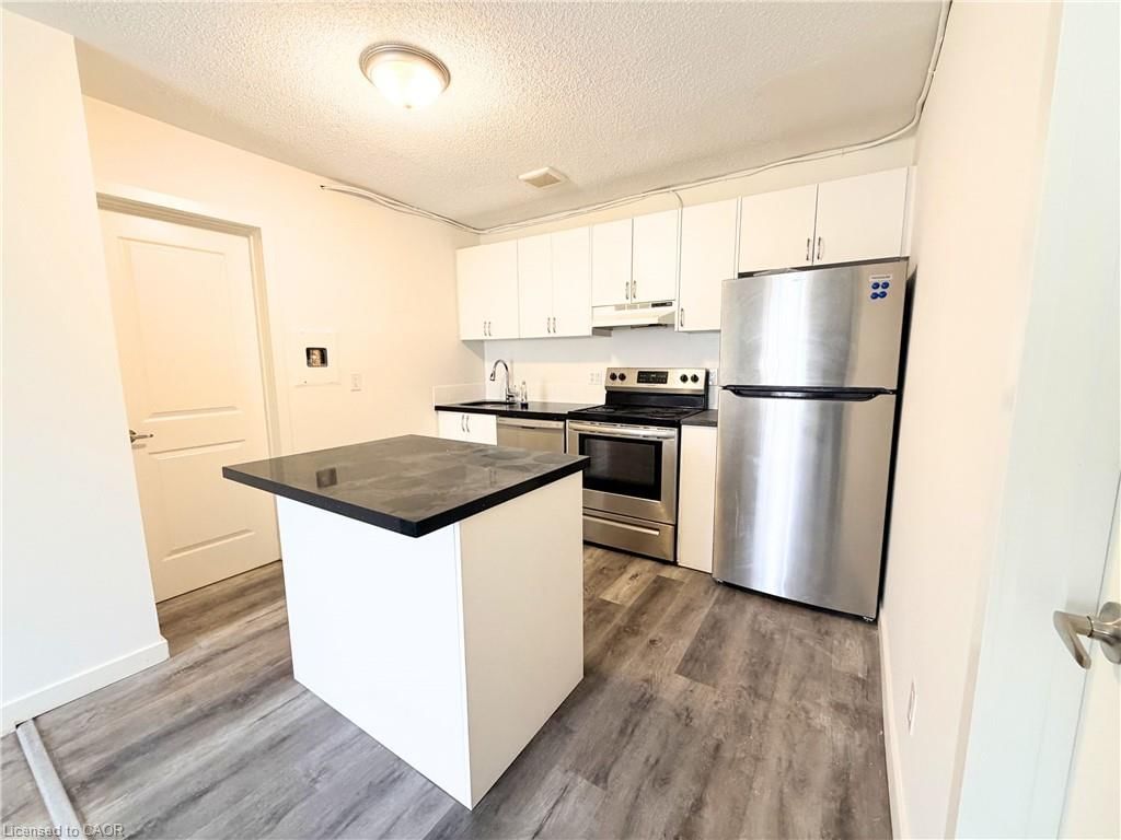 Condo/Apt Unit for lease at 6-120 Charles Street, Hamilton, ON, L8P 3E6 - Durand North - MLS: 40813822